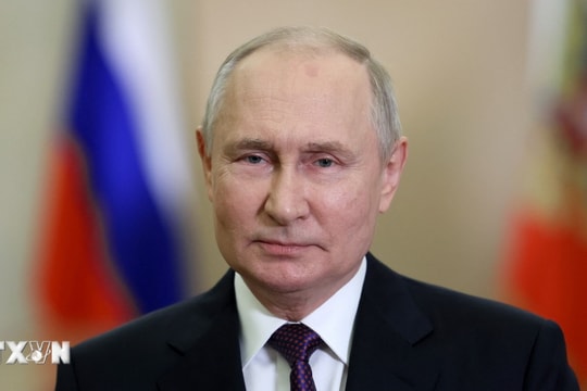 Tổng thống Nga Vladimir Putin thăm chính thức Triều Tiên