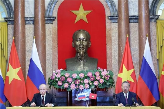 Vietnam, Russia determined to deepen comprehensive strategic partnership