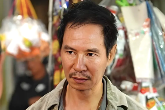 Chuyên gia quốc tế: "Lý Hải còn gượng ép"
