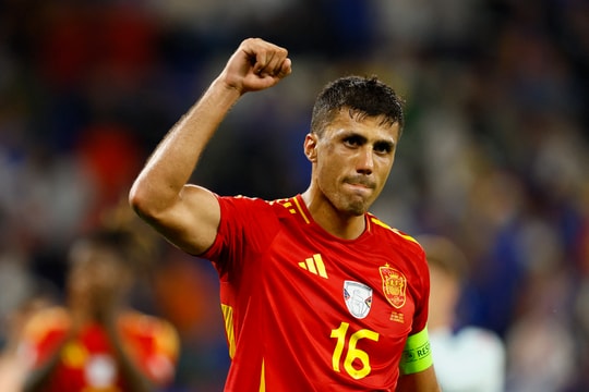 Donnarumma xuất sắc, Italy vẫn thua Tây Ban Nha