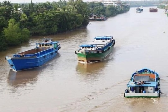 World Bank approves 107 million USD to enhance inland waterway safety in Vietnam