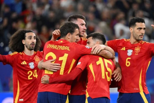 3 đội bóng sớm giành vé vào vòng knock-out EURO 2024