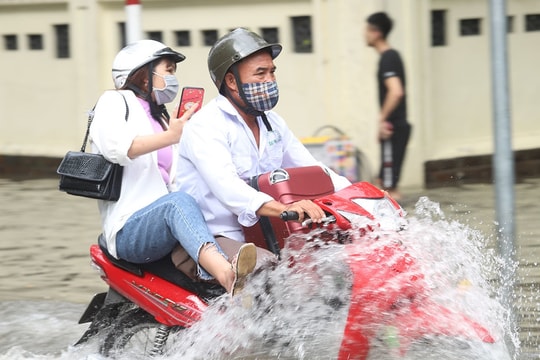 Bắc Bộ hứng chịu đợt mưa lớn, có nơi trên 250mm