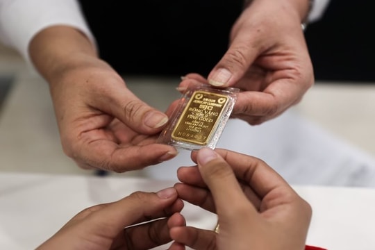 Các ngân hàng và SJC muốn loại bỏ đầu cơ vàng miếng