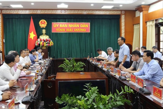 Đoàn công tác thuộc Tiểu ban Kinh tế - Xã hội Đại hội XIV của Đảng làm việc tại Hải Dương