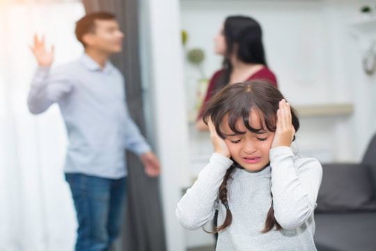 Những đứa trẻ tha thiết mong bố mẹ ly hôn