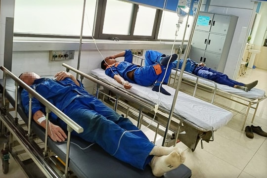 Gần 130 công nhân Hải Phòng nhập viện nghi ngộ độc: Thực đơn có những món gì?