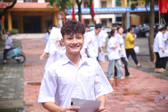Giáo viên và thí sinh Hải Dương chia sẻ về làm đề ngữ văn thi tốt nghiệp THPT