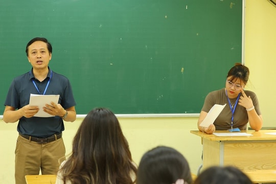 Sáng nay 27/6, hơn 1 triệu thí sinh cả nước làm bài thi đầu tiên của Kỳ thi tốt nghiệp THPT