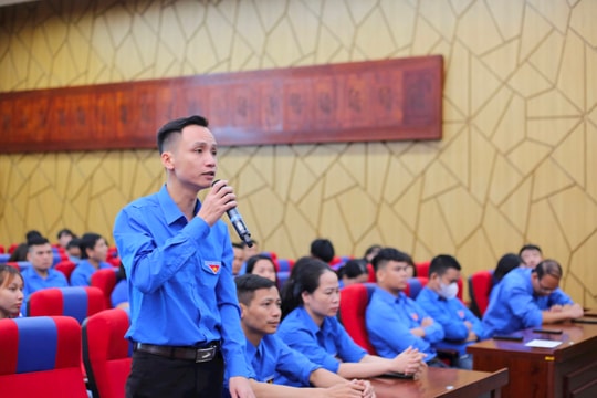 Việc luân chuyển công tác cán bộ đoàn quá tuổi vẫn khó