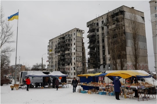 IMF phê duyệt khoản vay 2,2 tỷ USD cho Ukraine