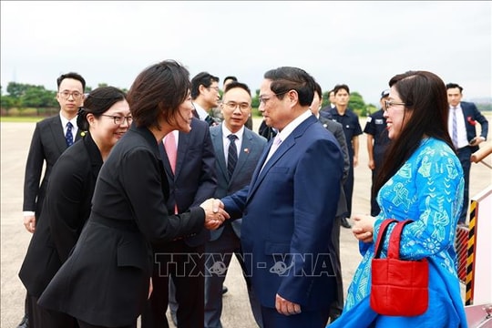 Lễ đón chính thức Thủ tướng Phạm Minh Chính và Phu nhân thăm Hàn Quốc