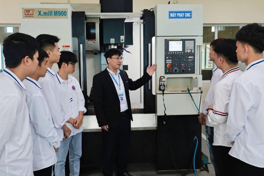 Trường Đại học Sao Đỏ lần đầu tiên tuyển sinh 2 mã ngành sư phạm
