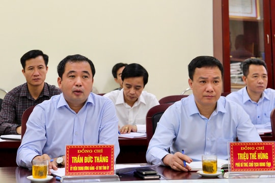 Các đồng chí Bí thư Tỉnh ủy, Chủ tịch UBND tỉnh Hải Dương tiếp công dân định kỳ vào chiều 10/7