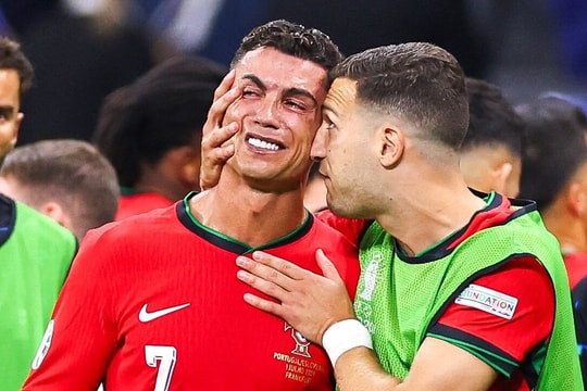 Nhịp tim chứng minh bản lĩnh Ronaldo: Đá luân lưu bình thản như đi bộ
