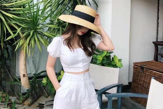 Phối đồ tuyệt đẹp với quần shorts trắng