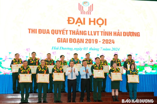 Xây dựng điển hình phong trào thi đua Quyết thắng ở Hải Dương với phương châm “người thực, việc thực, thành tích thực”