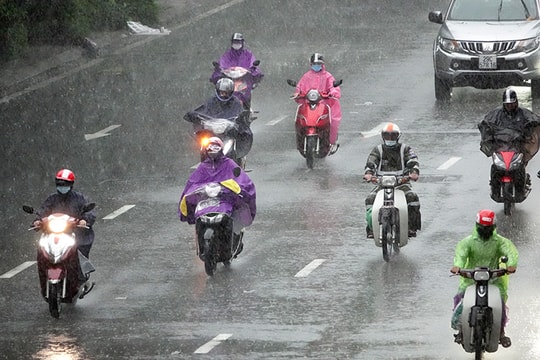 Khu vực Bắc Bộ mưa dông giảm dần vào chiều tối ngày 4/7