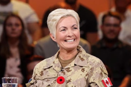 Trung tướng Jennie Carignan trở thành nữ lãnh đạo đầu tiên của quân đội Canada