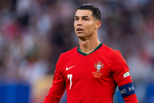 Ronaldo tịt ngòi, Bồ Đào Nha bị loại khỏi EURO 2024