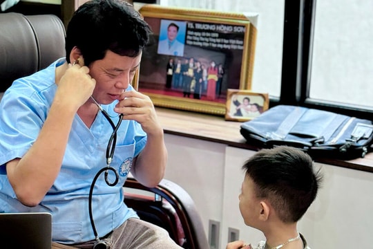 Tìm mọi cách "mua" chiều cao cho con