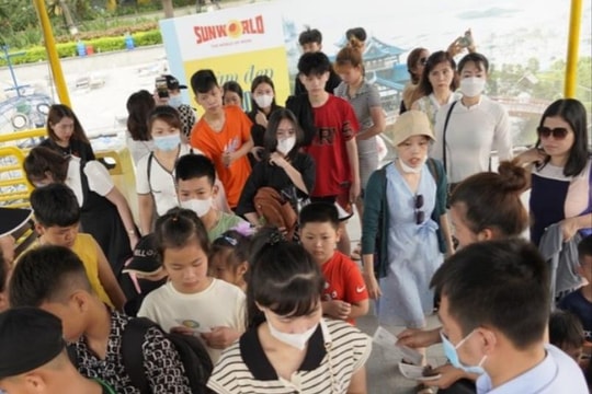 Đề xuất thu 600.000 đồng/người tham quan vịnh Hạ Long