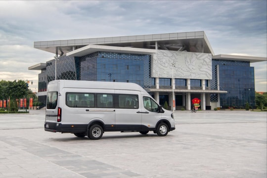 Ford Transit hoàn toàn mới được lắp ráp tại Hải Dương chính thức ra mắt thị trường Việt Nam