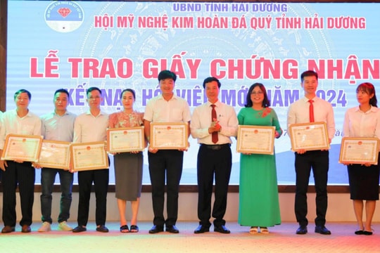 Gần 200 doanh nghiệp kết nối giao thương thông qua Hội Mỹ nghệ kim hoàn đá quý tỉnh Hải Dương