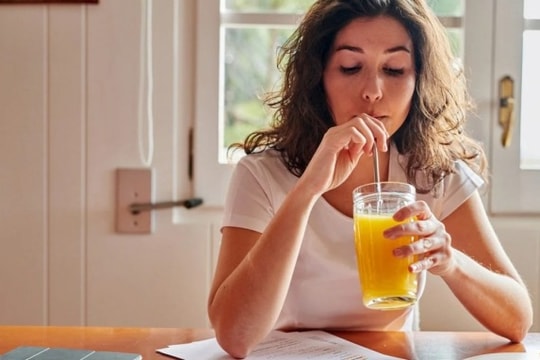 5 thói quen khiến ăn ít nhưng mỡ bụng vẫn dày