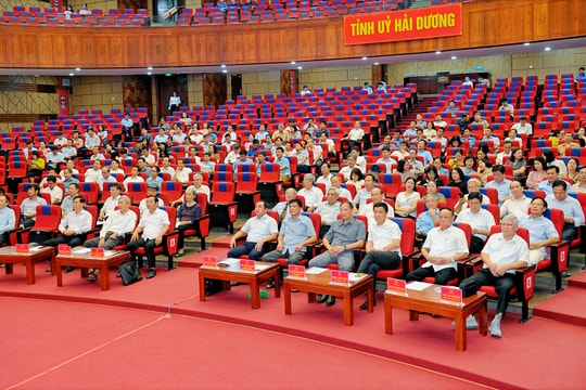 Gần 17.400 đại biểu Hải Dương tham dự trực tuyến Hội nghị toàn quốc quán triệt quy định về đạo đức cán bộ và chỉ thị về Đại hội Đảng