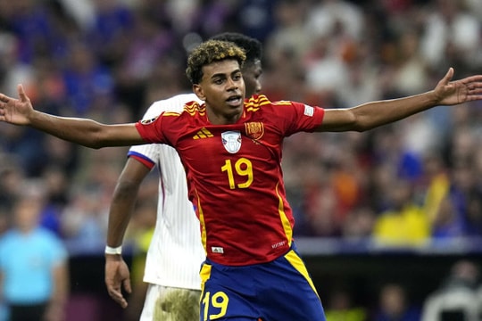 Yamal makes history as Spain sink France to reach Euro 2024 final