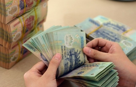 Gửi tiền tại 4 ngân hàng lớn lãi cao nhất 5,2%/năm