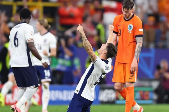 Anh 2-1 Hà Lan: Và Anh cũng lên đường đến Berlin!