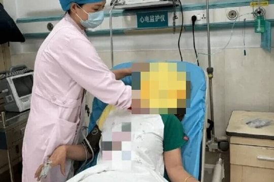 Dạy con làm bài tập hè, mẹ lên cơn co giật, liệt tứ chi vì tức giận