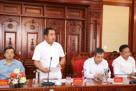 Đồng chí Bí thư Tỉnh uỷ Hải Dương Trần Đức Thắng dự Hội nghị Đảng ủy Quân khu 3