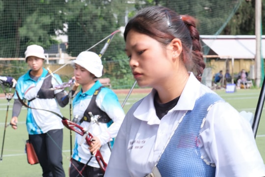 Các nữ cung thủ tụ hội về Hải Dương tranh Giải vô địch bắn cung trẻ quốc gia