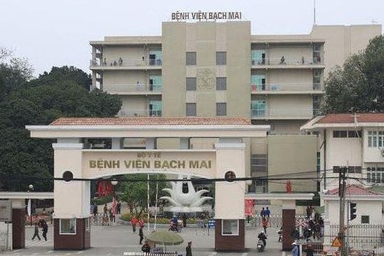 Từ 1/8, Bệnh viện Bạch Mai kéo dài thời gian khám đến 21 giờ hằng ngày