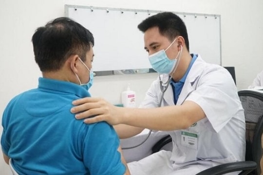 Bệnh viện Bạch Mai dự kiến tăng 20% giá khám bảo hiểm y tế sau khi tăng lương cơ sở