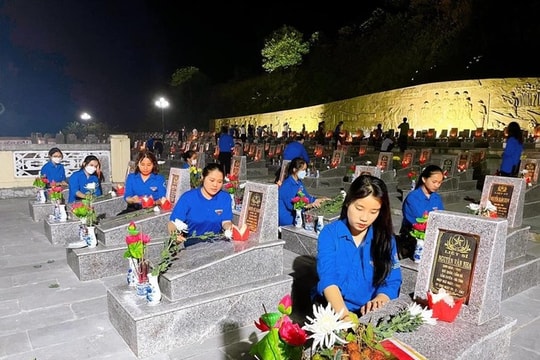 Rưng rưng tháng bảy