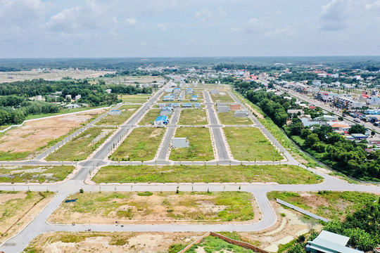 Nhà đầu tư âm thầm gom mua đất nền ven đô, đón Luật Đất đai có hiệu lực