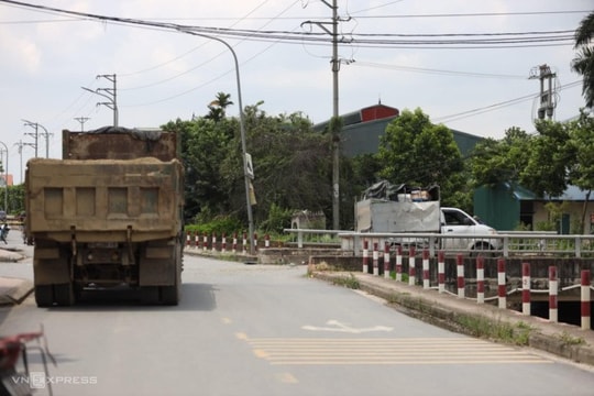 Tai nạn liên hoàn, 4 người chết ở Hà Nội