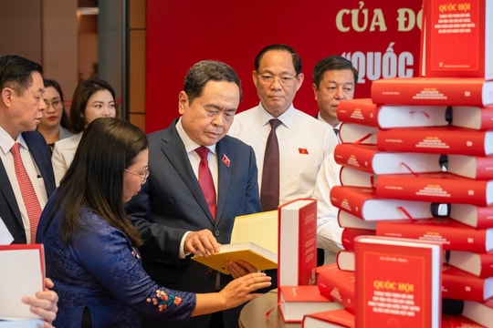 Ra mắt sách của Tổng Bí thư Nguyễn Phú Trọng về Quốc hội