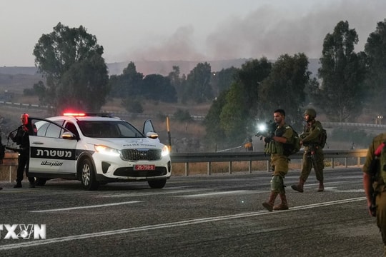 Giao tranh qua biên giới giữa Israel và Hezbollah tiếp tục diễn ra ác liệt