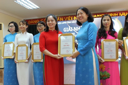 Xem mô hình phân loại rác thải trên nền tảng số của chị Doan