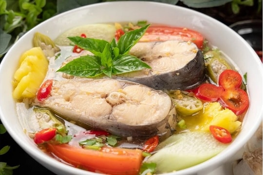 Ba món canh cá của Việt Nam lọt top ngon nhất thế giới