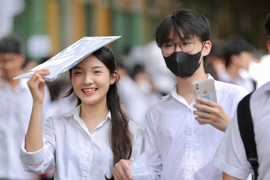 Kỷ lục kỳ thi tốt nghiệp THPT 2024 có 115 thủ khoa, á khoa