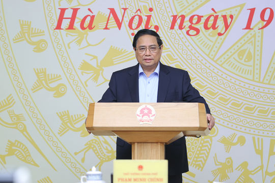 Thủ tướng chỉ đạo đến cuối năm 2024, người đứng đầu phải chỉ đạo, điều hành trên môi trường số