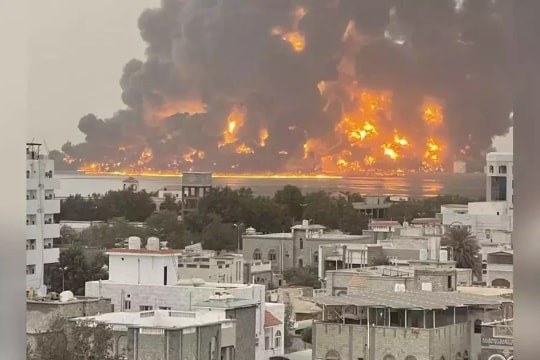 Căng thẳng leo thang sau màn trả đũa nhau của quân đội Israel và Houthi