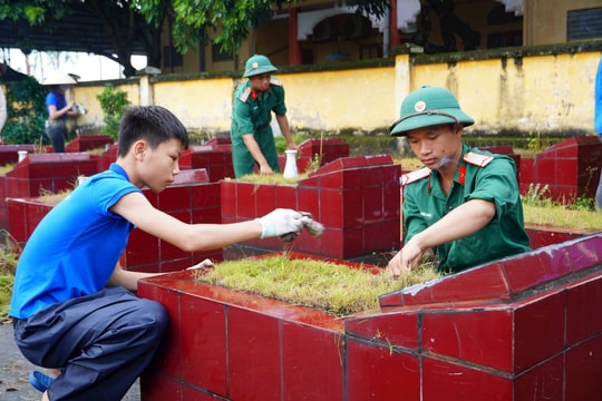 Xin mẹ yên lòng