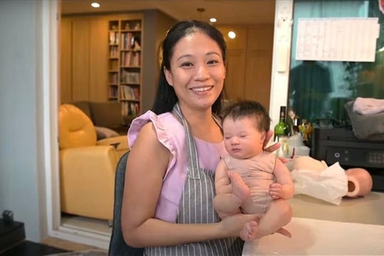 Búp bê giống hệt trẻ sơ sinh giá cả trăm triệu đồng giúp an ủi người hiếm muộn